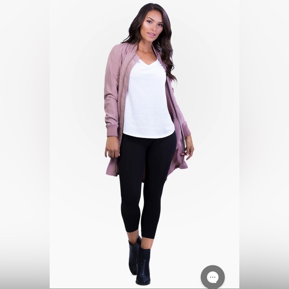 Belly Bandit Mother Tucker® Compression Capri Leggings Black Medium maternity - Picture 7 of 14